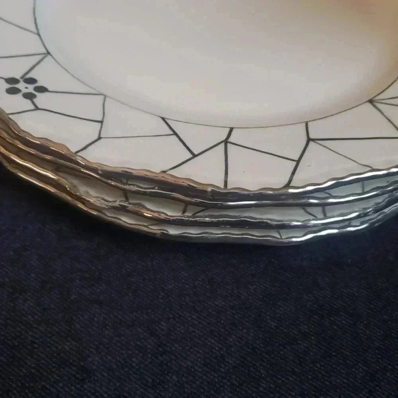 Tea Pot and Desert Plate Set - Picture 10 of 13